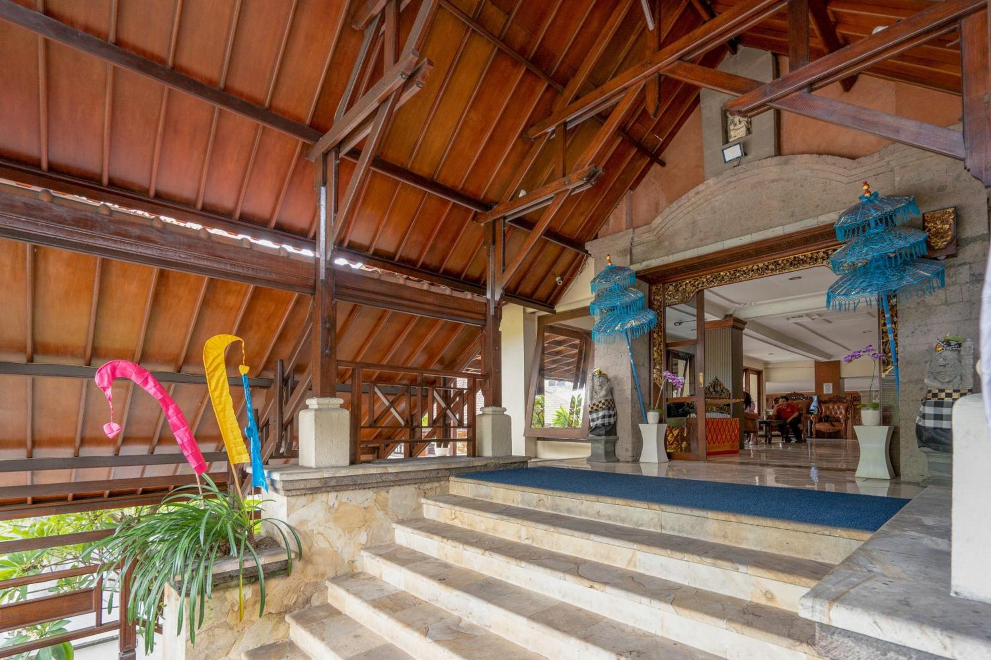 Reddoorz Plus At Mahajaya Hotel Denpasar Eksteriør billede