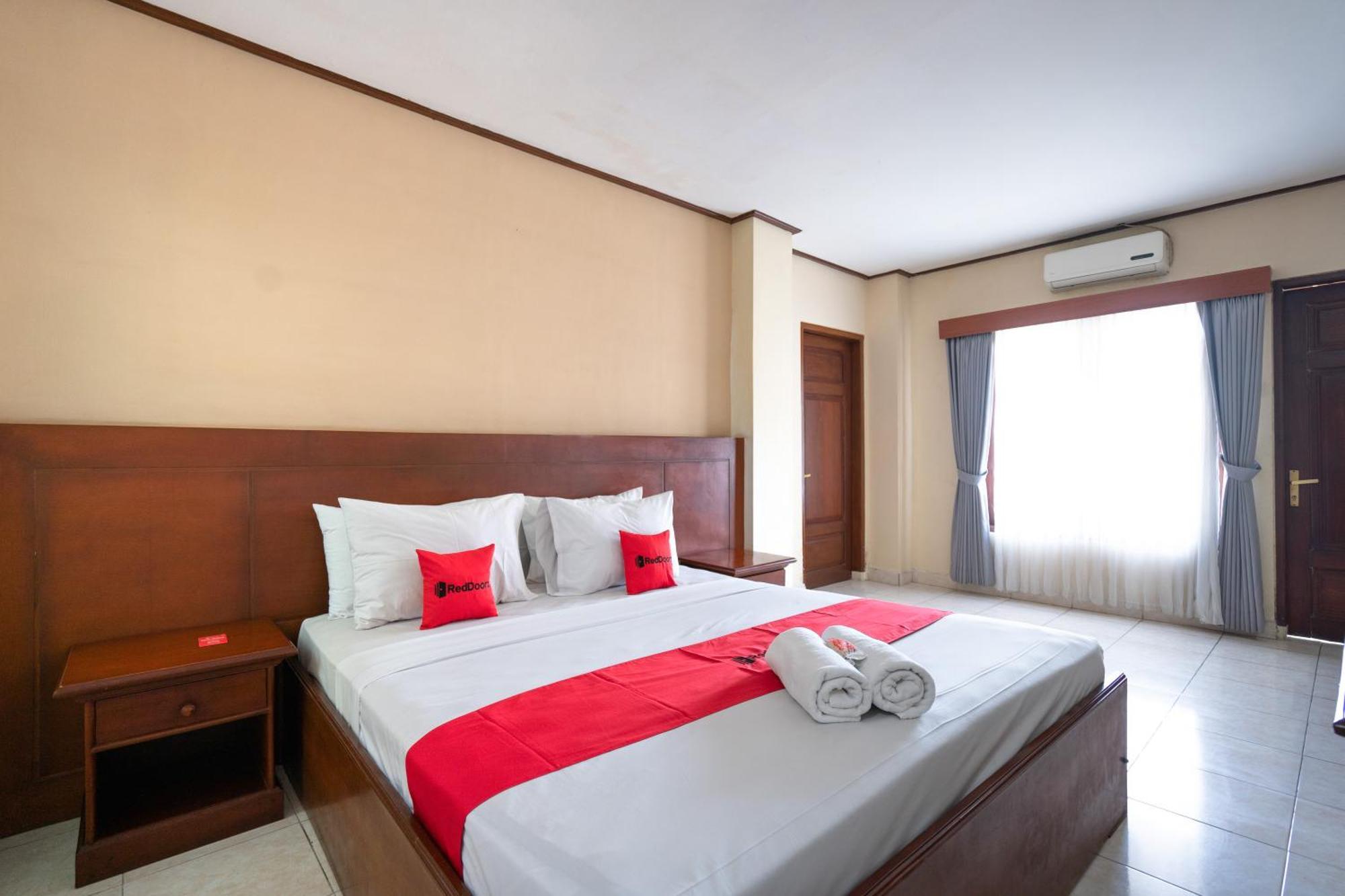 Reddoorz Plus At Mahajaya Hotel Denpasar Eksteriør billede