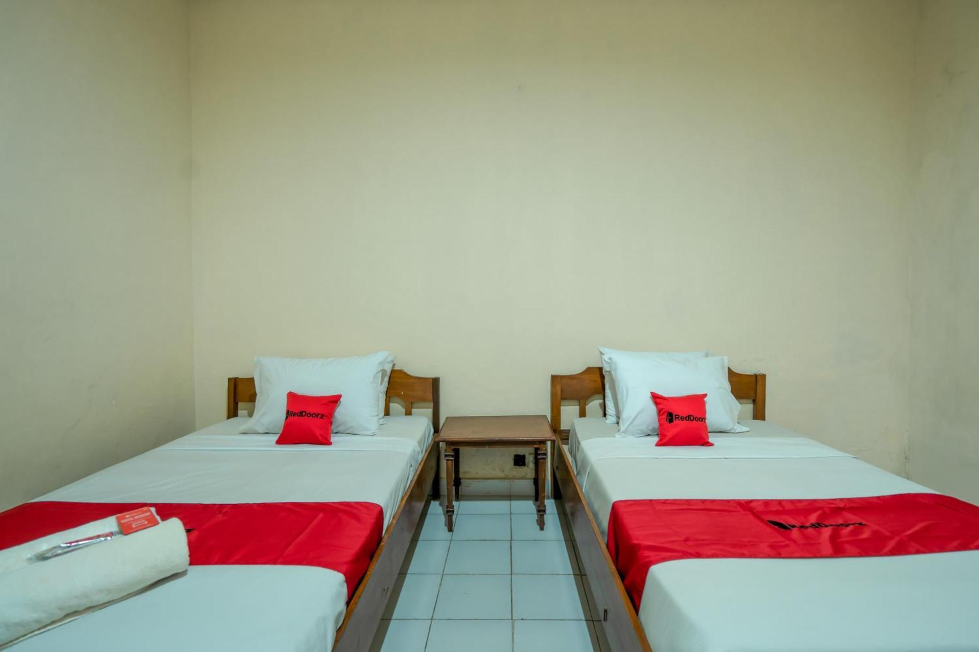 Reddoorz Plus At Mahajaya Hotel Denpasar Eksteriør billede