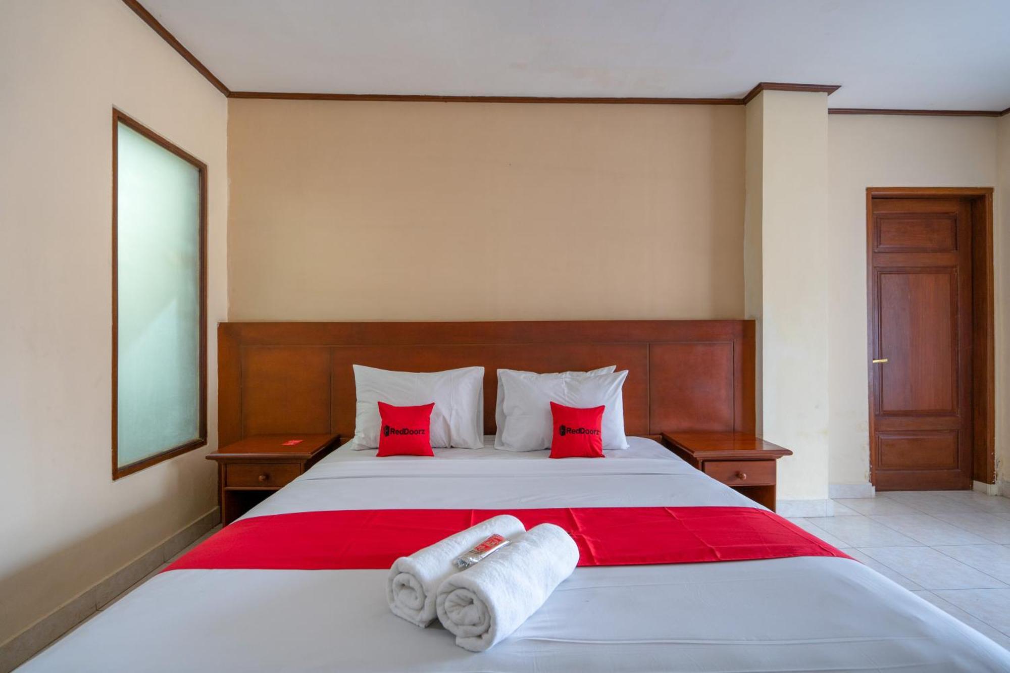 Reddoorz Plus At Mahajaya Hotel Denpasar Eksteriør billede